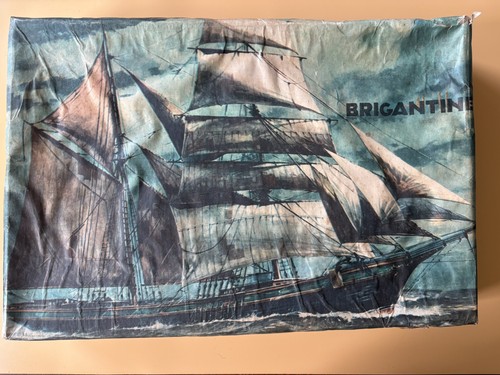 Novo brigantine segelschiff - novo,