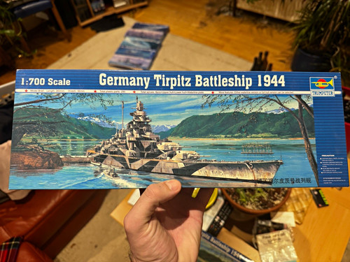 Trumpeter tirpitz 1944 700 - trumpeter,